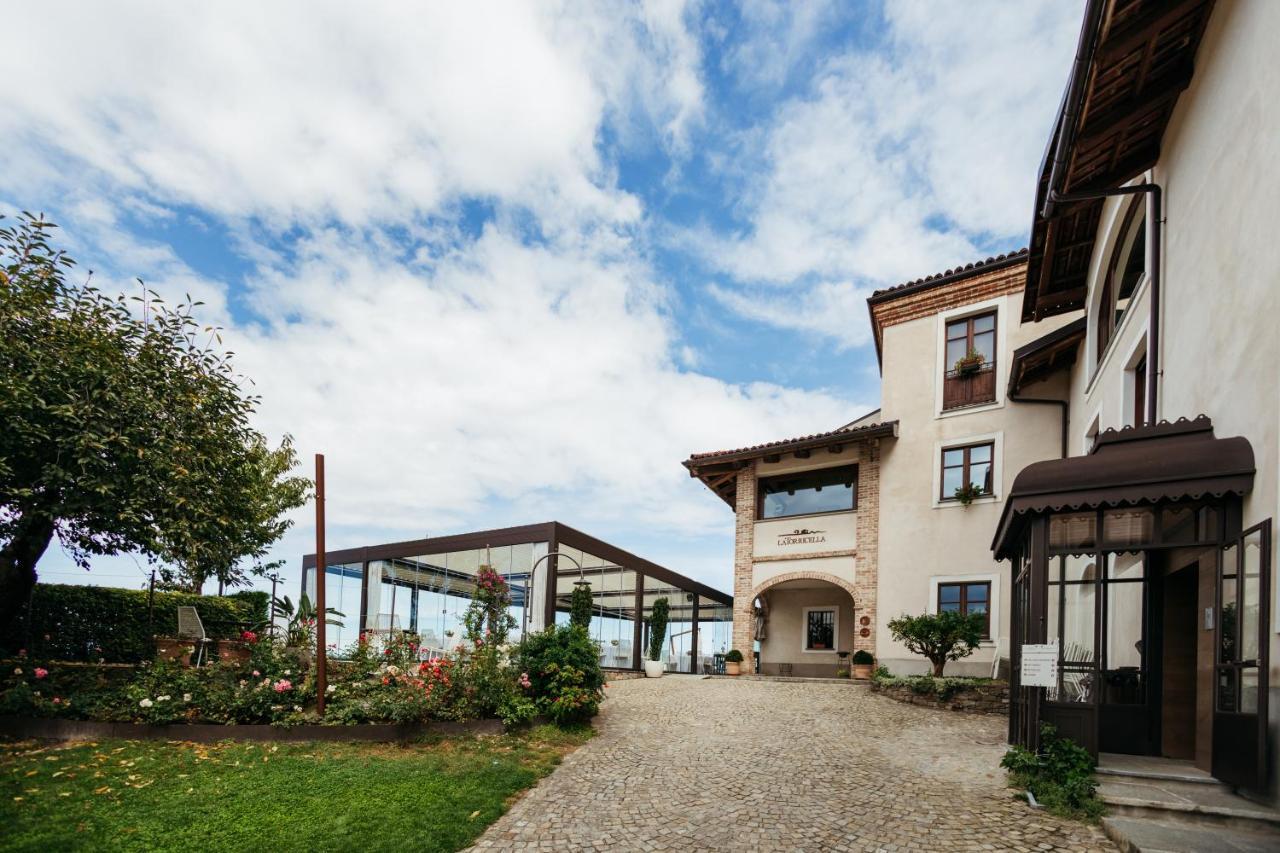 Agriturismo La Torricella Monforte dʼAlba Εξωτερικό φωτογραφία