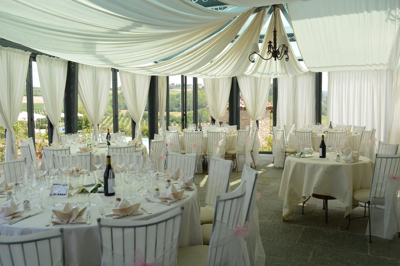 Agriturismo La Torricella Monforte dʼAlba Εξωτερικό φωτογραφία